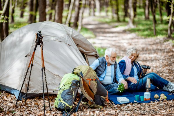 Quels campings sur l'Île de Ré sont adaptés aux seniors ?